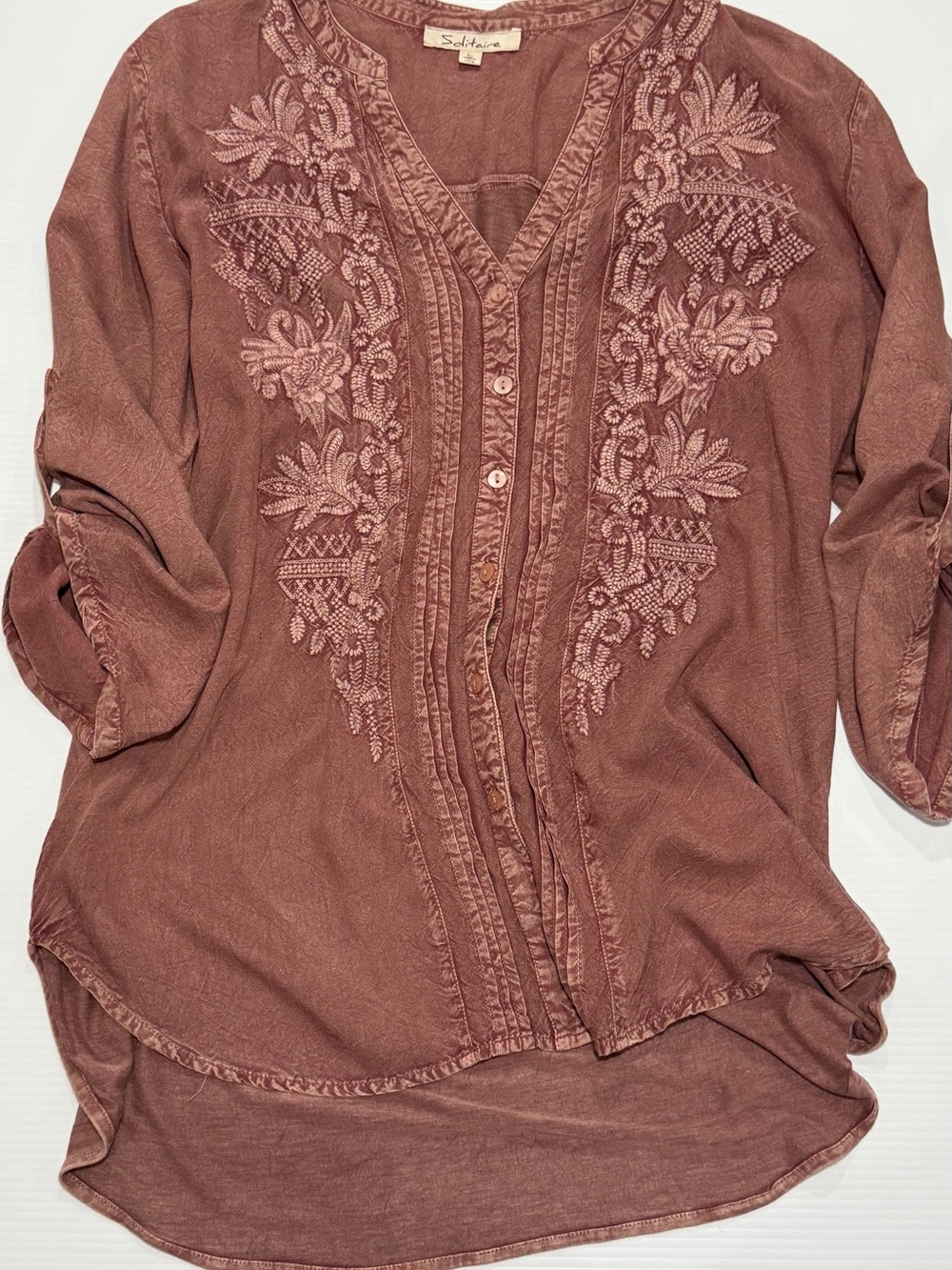 Solitaire Embroidered V-Neck Tunic in Mauve